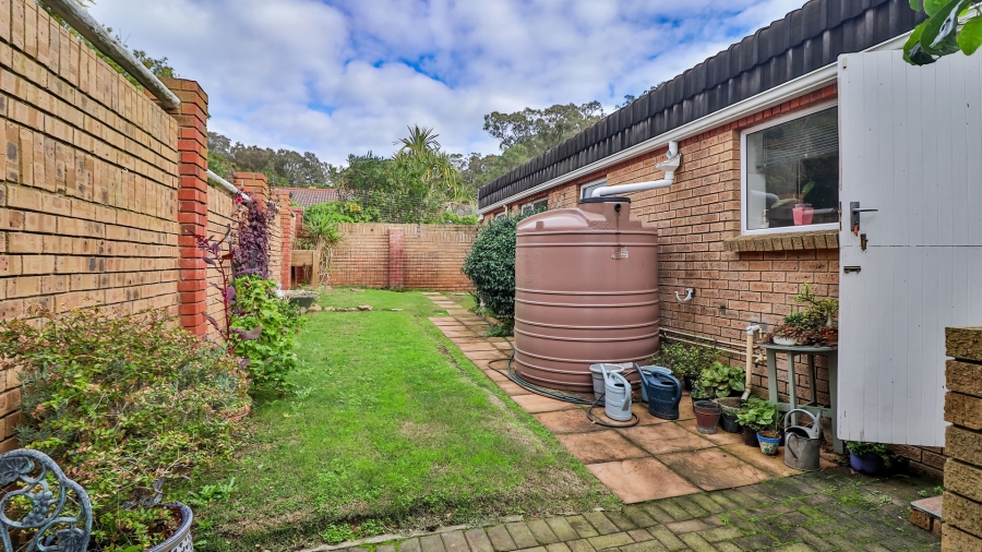 To Let 3 Bedroom Property for Rent in Lovemore Heights Estate Eastern Cape